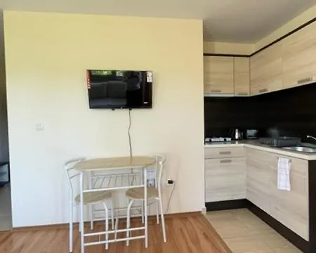 Private Studio In Summer Breeze 317 Appartamento